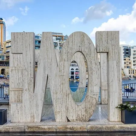 Апартаменты Stylish 1bedroom In The Heart Of St Julians 102