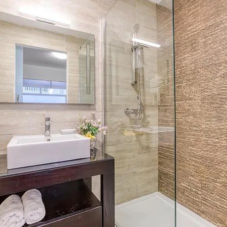 Апартаменты Stylish 1bedroom In The Heart Of St Julians 102 Сент Джулианс